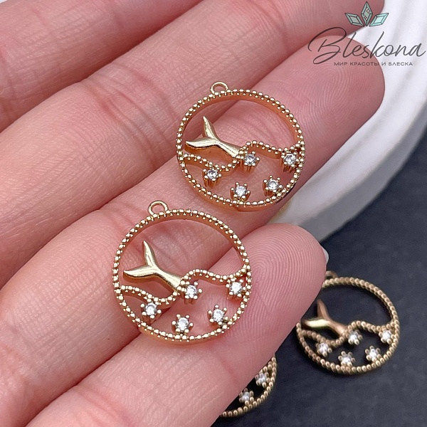 16,5мм,Подвеска хвост кита цирконы, цвет золото 