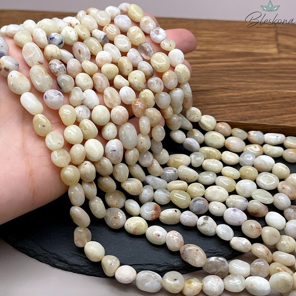 Опал желтый галтовка 9-11 мм