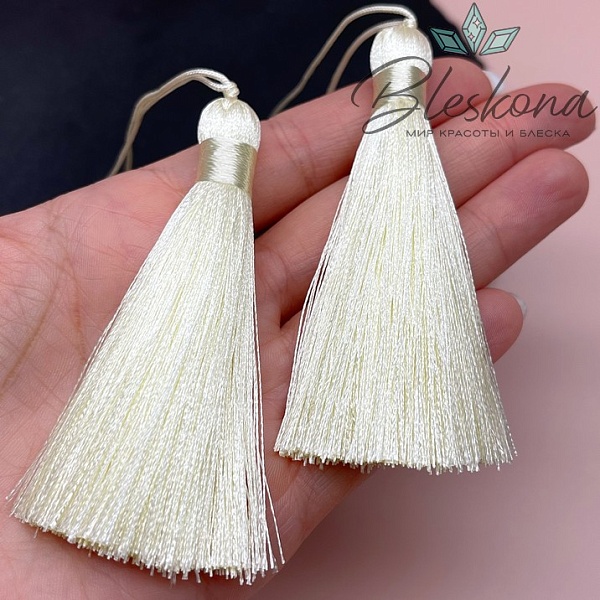 Кисть вискозный шелк Кремовая 8*1 см