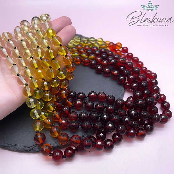 Янтарь шар микс 10 мм