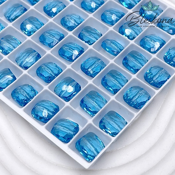 5035 Square Cusion 8 mm Aquamarine (202)