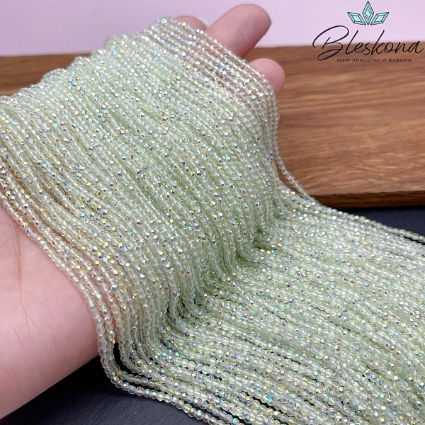 2 мм Бусины стекло светло-зеленое с переливом алмазная огранка