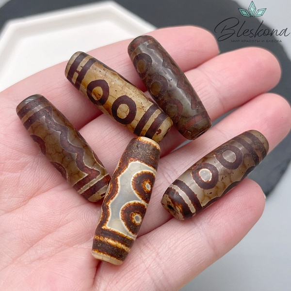 Бусина Дзи 5 глаз серо-коричневый темный бочонок 30*11 мм