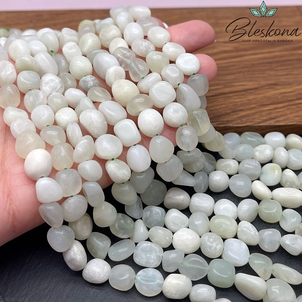 Жадеит зеленый галтовка №6 4-6 мм