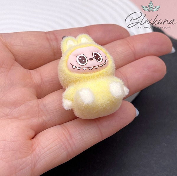 30*40 мм Цвет серебро, Подвеска игрушка-монстрик Лабубу желтый 