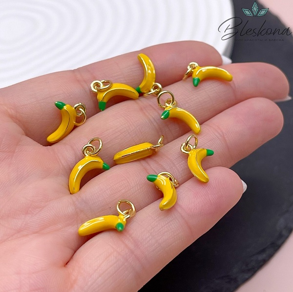8*11 мм Цвет золото, Подвеска банан эмаль