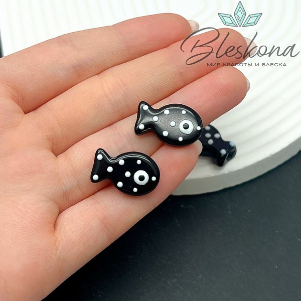 20*12 мм  Бусина рыбка черная