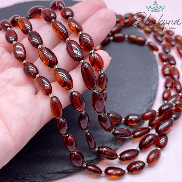 Янтарь темно-коричневый галтовка  7-8мм