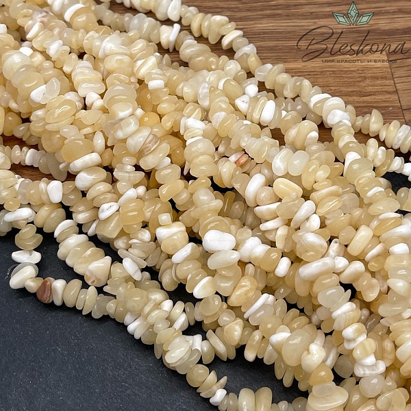 Крошка Оникс медовый ширина бусин ~ 7-9 мм