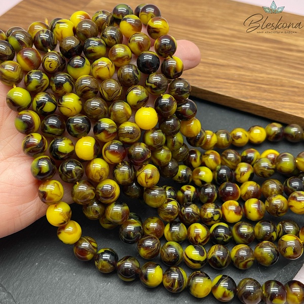 Янтарь шар  темный 10 мм