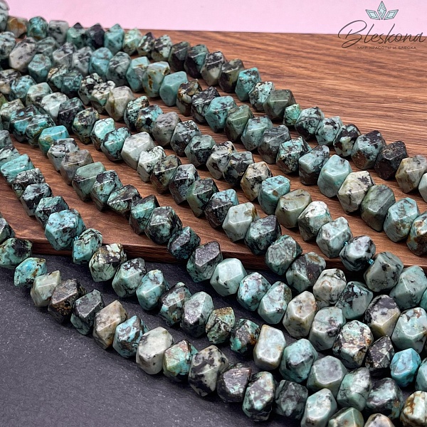 Яшма (африканская бирюза) фриформ огранка (9-10)*9 мм