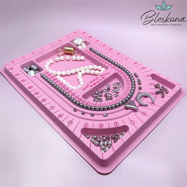 Планшет для колье розовый  32*24 см