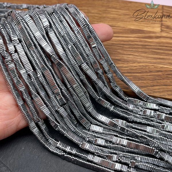 4мм Гематин имитация, темное серебро треугольник