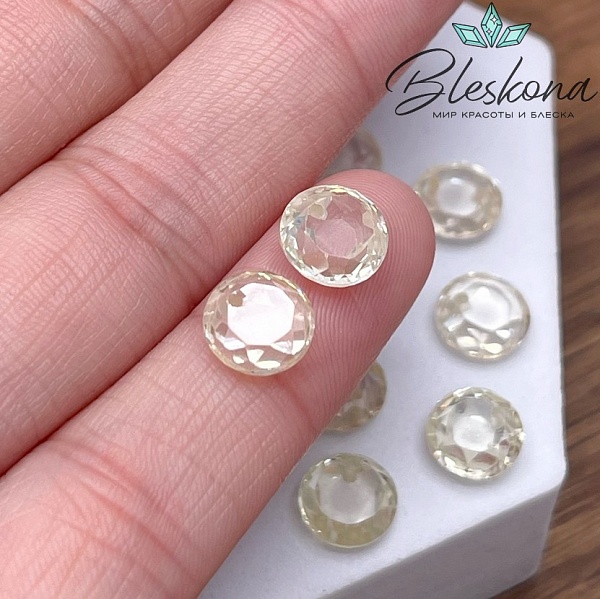 8 мм, Подвеска Циркон круг айвори (кубический цирконий, фианит) 