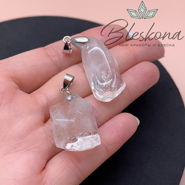 Подвеска Горный хрусталь фриформ 10-15 мм 