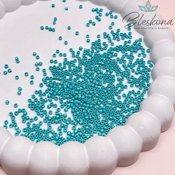 Бисер TOHO round 11/0 цвет №132 (оттенок бирюзового)