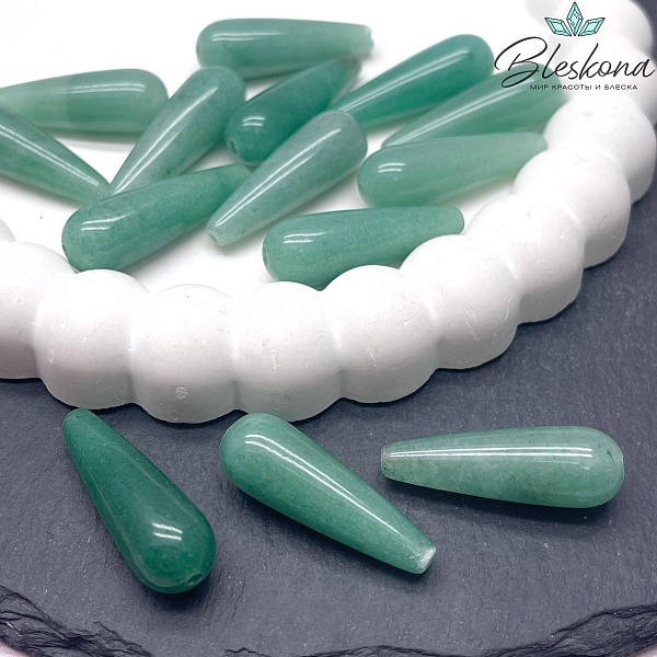 Авантюрин зеленый капля 30*10 мм (штучно)