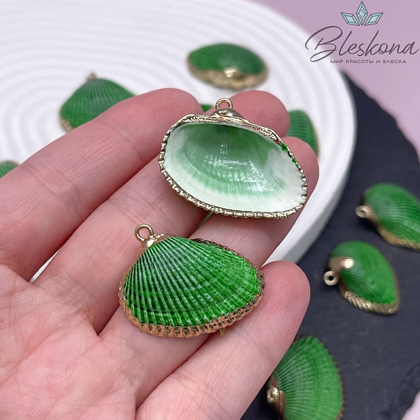 (23-26)*(25-30) мм, Цвет золото, Подвеска Ракушка зеленая
