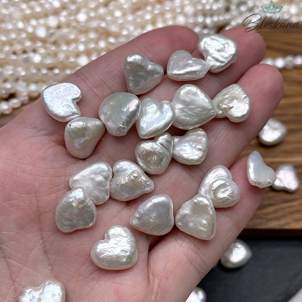 Жемчуг Сердце белый штучно ~11-12 мм 