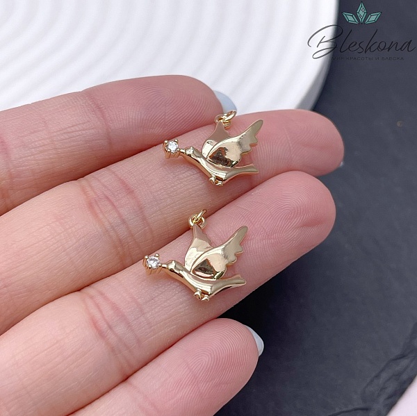 18*15 мм Цвет золото, Подвеска Птичка с цирконом