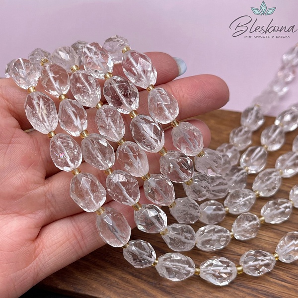 Горный хрусталь овал огранка  13*10 мм