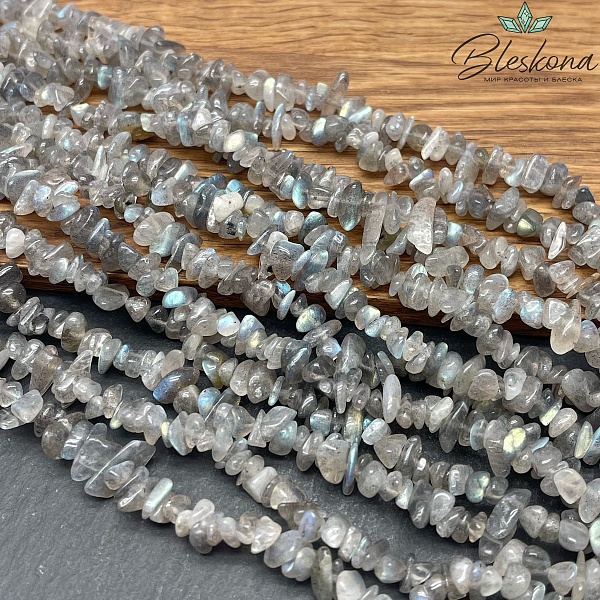 Крошка Лабрадор №2 ширина бусин ~ 6-10 мм