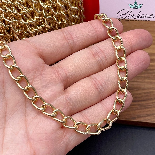 Цепь №61-1 цвет золото 10,5*7,3 мм