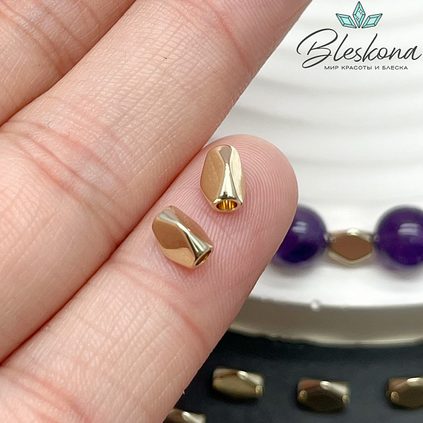 5,3*4 мм Цвет золото, Бусина 3 грани