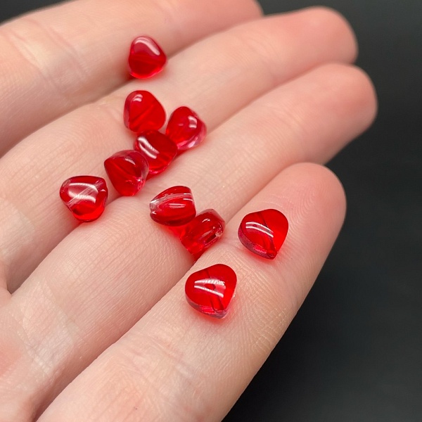 6,5 мм, Стекло сердце красное  уп.10 шт