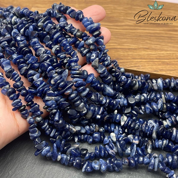 Крошка Содалит №1 ширина бусин ~ 6-11 мм