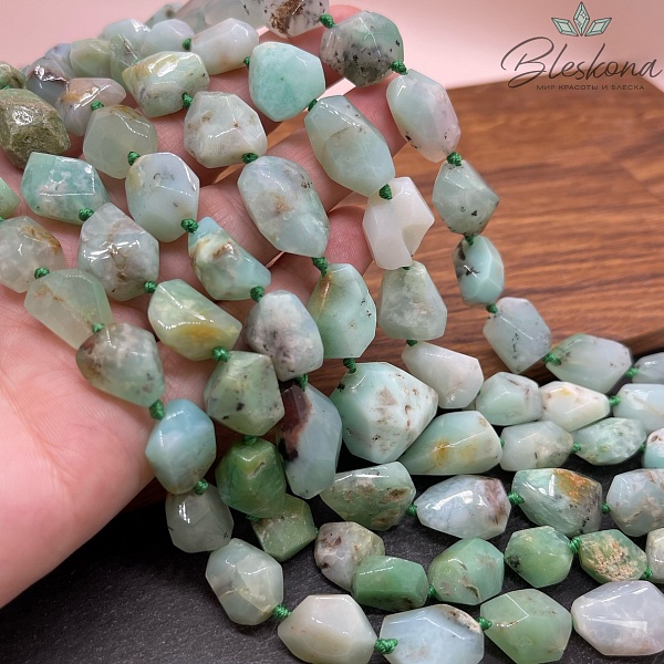Хризопраз фриформ огранка 10-17 мм