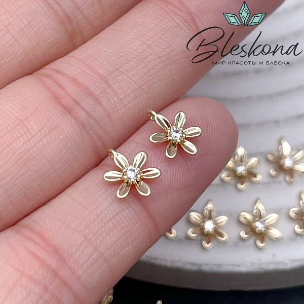 9*6,7 мм Цвет золото, Подвеска цветок с цирконом