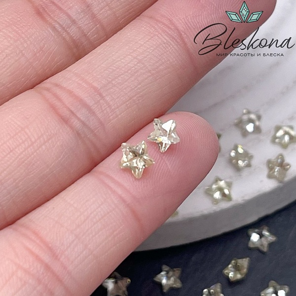 5 мм, Подвеска Циркон звезда светло-зеленая (кубический цирконий, фианит) 