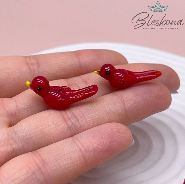 26*10 мм Бусина птичка красная
