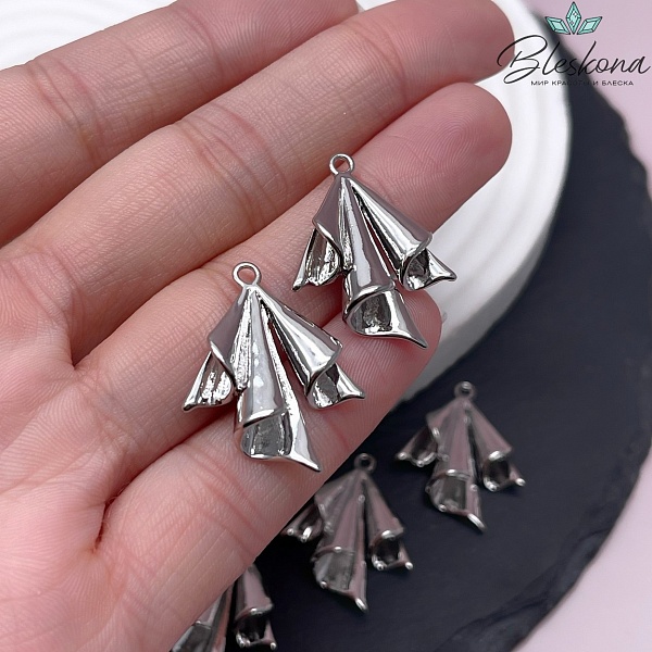 26*20 мм Цвет серебро, Подвеска тройной завиток