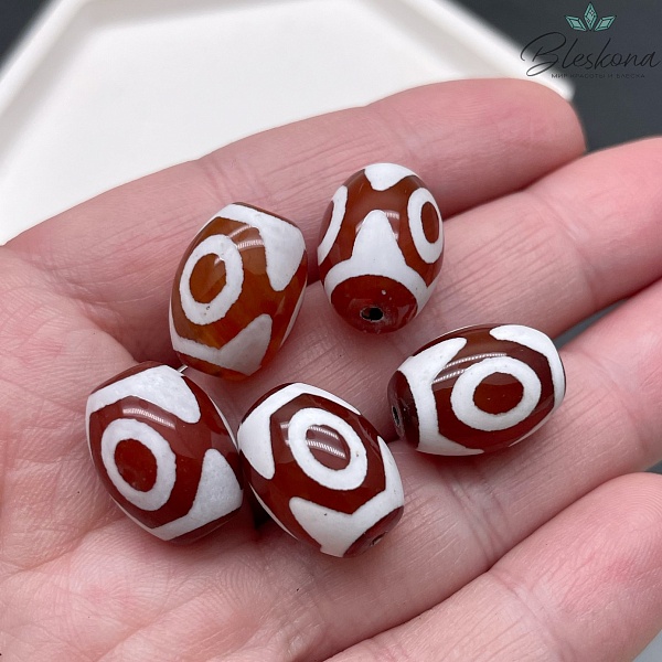 Бусина Дзи 3 глаза бело-коричневый бчонок 14*12 мм