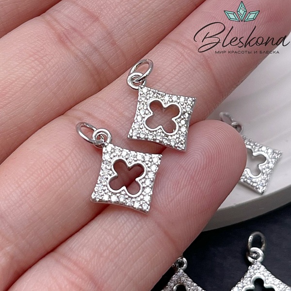 15*13 мм Цвет серебро, Подвеска Клевер с цирконами 