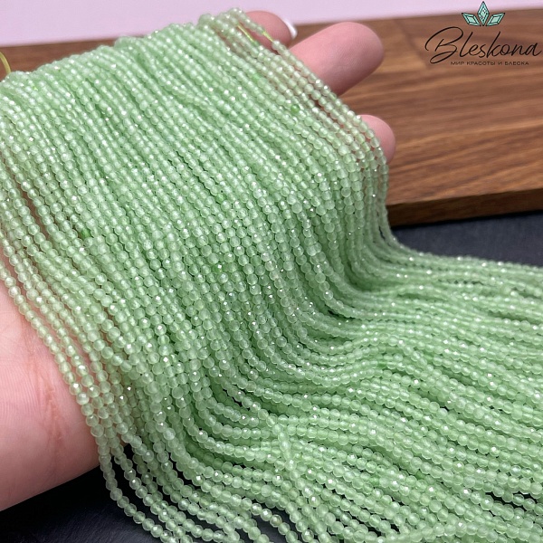 Кошачий глаз светло-зеленый микроогранка (имитация) 2 мм