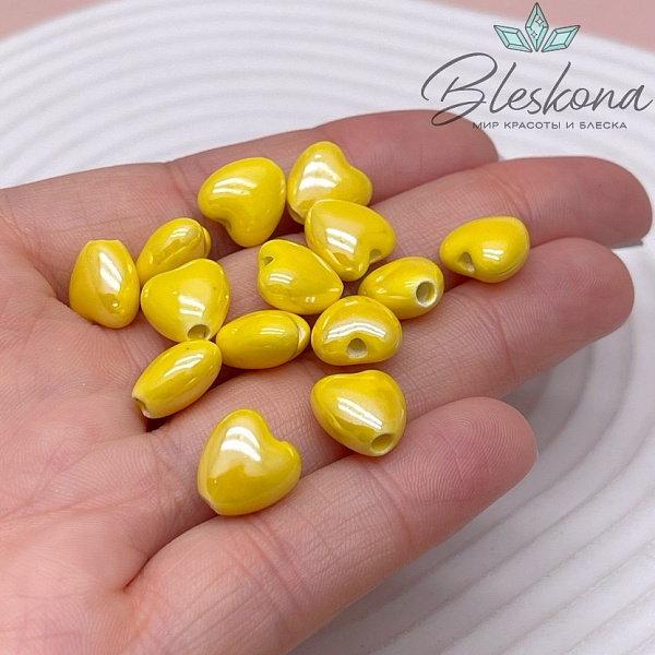 10 мм Бусина сердце, керамика цвет желтый