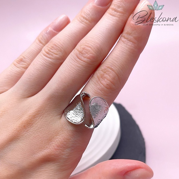 20,5 мм Цвет серебро, Кольцо безразмерное волны