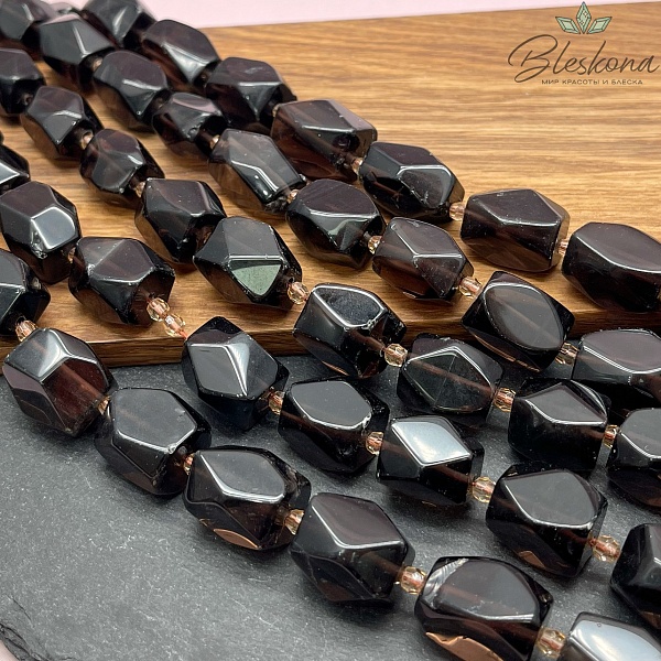 Раухтопаз фриформ огранка  (15-23)*(13-15) мм