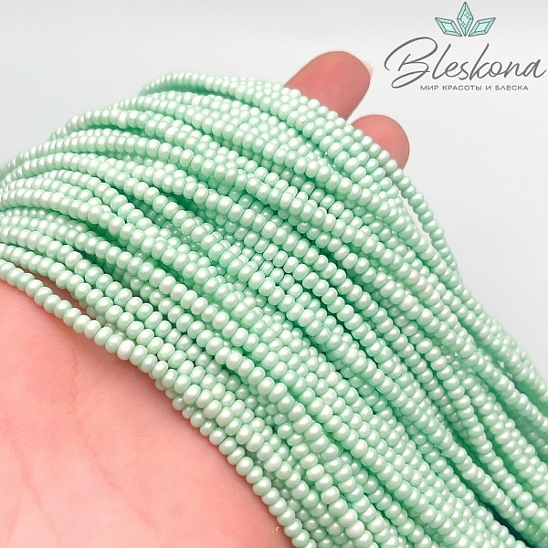 3*2 мм Бусины стекло рондель перламутрово- зеленые