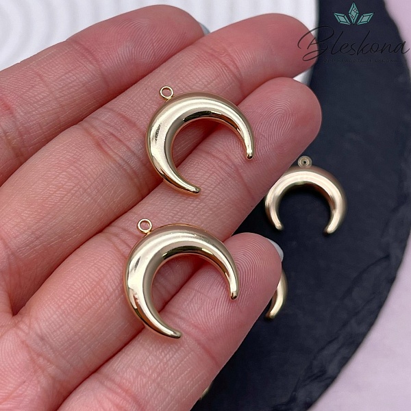 18 мм Цвет золото, Подвеска Лунница гладкая 