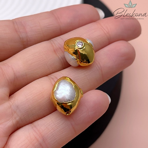 16*13 мм Цвет золото, Бусина  Жемчуг зауженный овал инкрустированный розовым стеклом