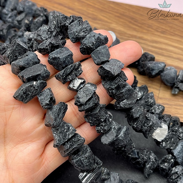 Турмалин черный (Шерл) куски (5-12)*(11-20) мм