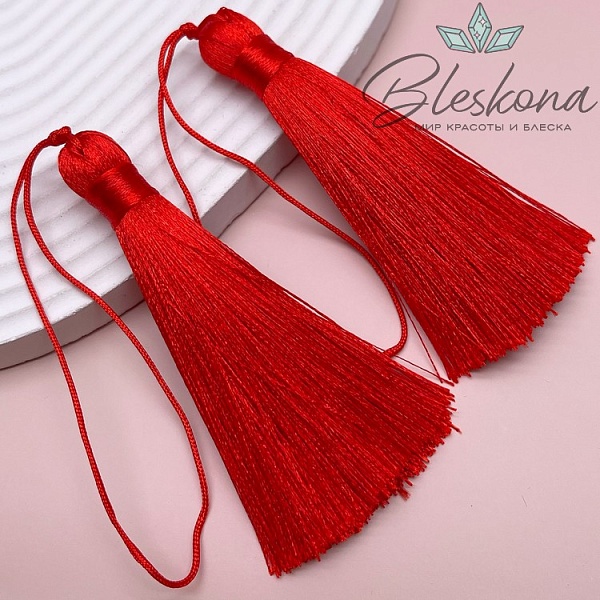 Кисть вискозный шелк Красная 8*1 см