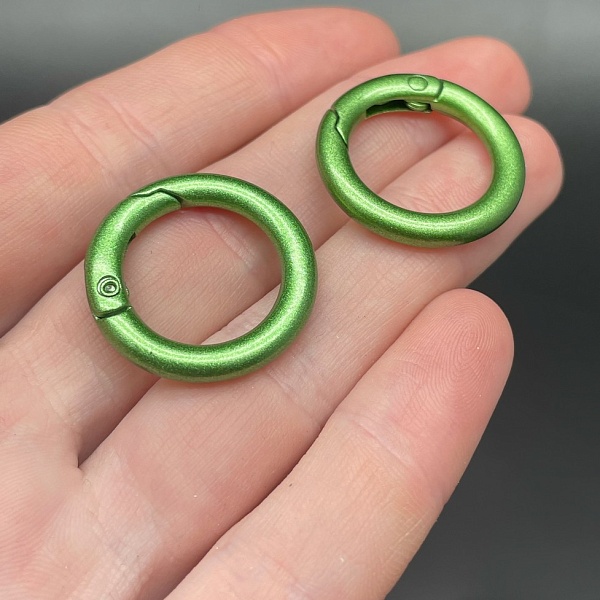 25мм , Замок круг зеленая эмаль матовая