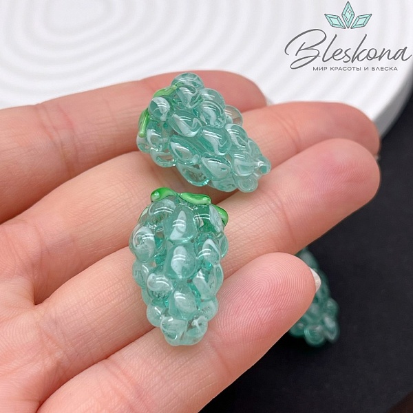 22*15 мм Бусина малина прозрачно- зеленая