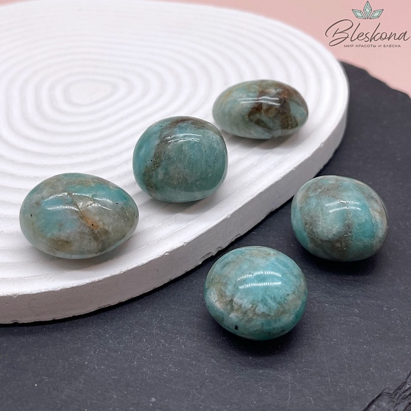 Амазонит галтовка 23-30 мм