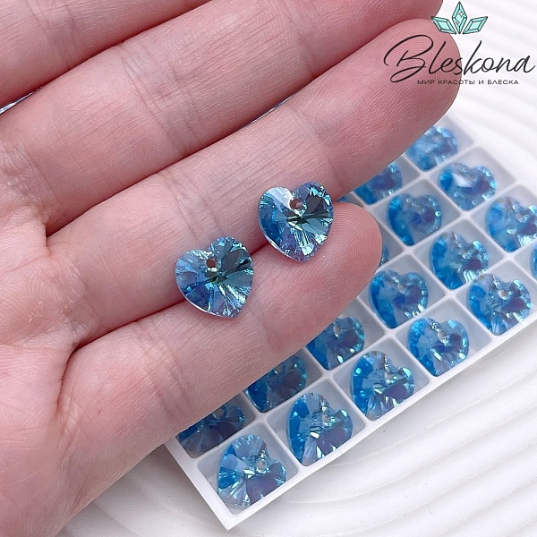 6228 Xilion Heart 10,3*10 мм Aquamarine Aurore Boreale (AB)